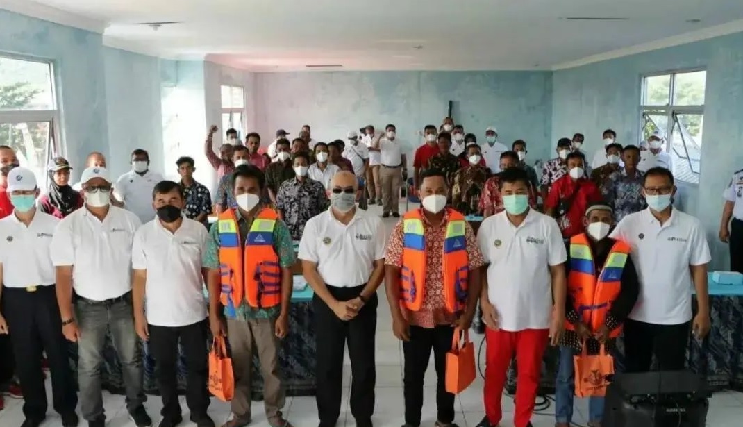 memperingati International Day Of The Seafarer BPSDM berlayar ke karimun jawa